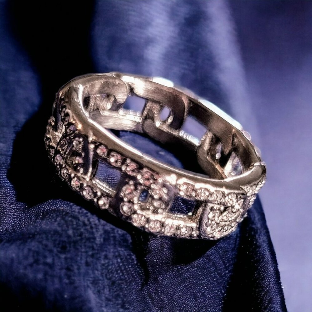 Women's Austrian Crystal Wedding Ring Size 8 Stainless Steel Chain Style LC-04